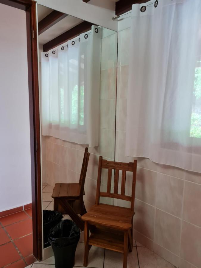 Chambre D'Hotes "Villa Rayon Vert" Deshaies Bagian luar foto
