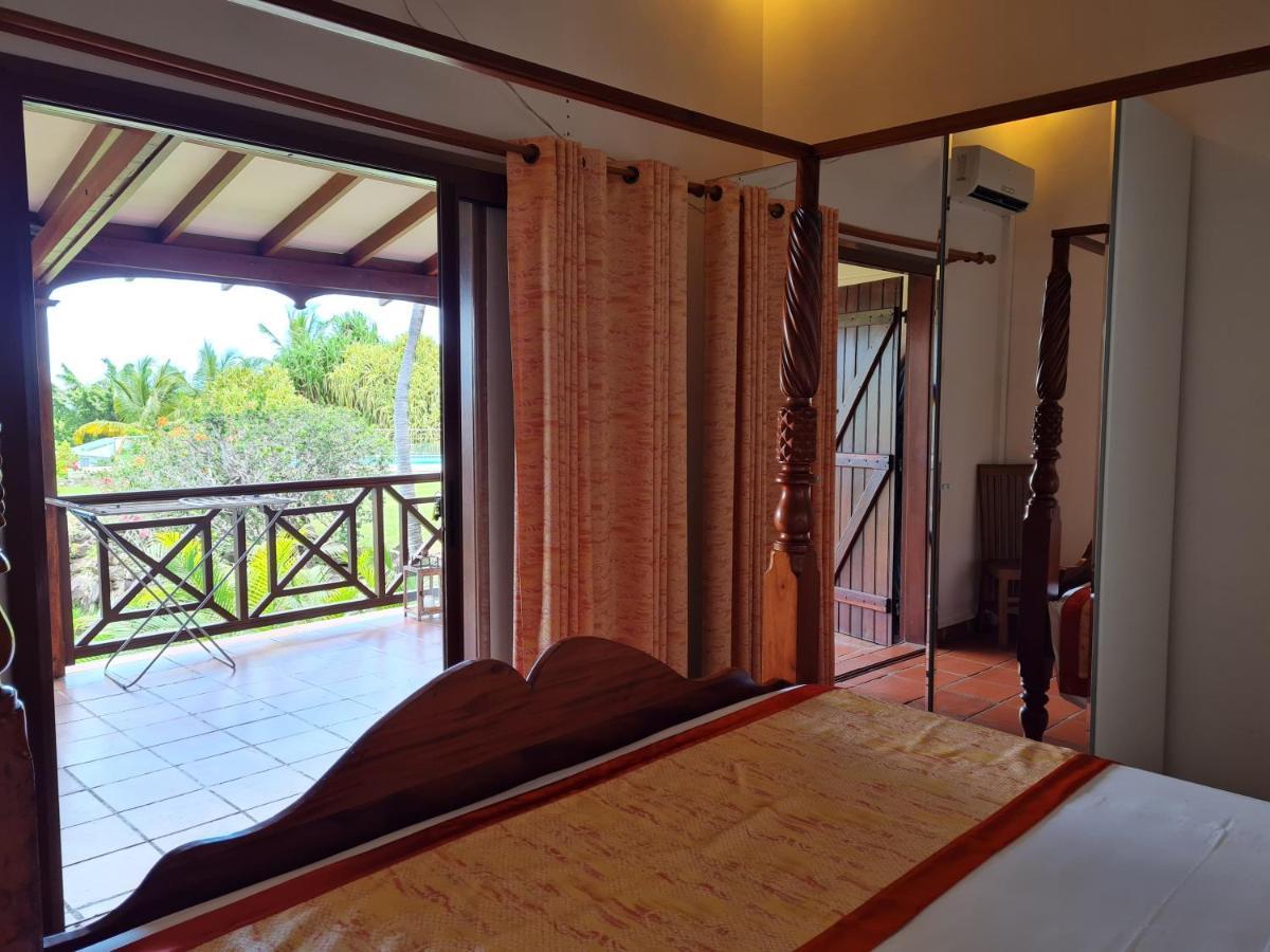 Chambre D'Hotes "Villa Rayon Vert" Deshaies Bagian luar foto
