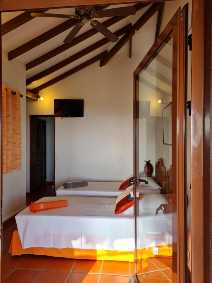 Chambre D'Hotes "Villa Rayon Vert" Deshaies Bagian luar foto