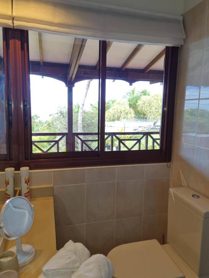 Chambre D'Hotes "Villa Rayon Vert" Deshaies Bagian luar foto