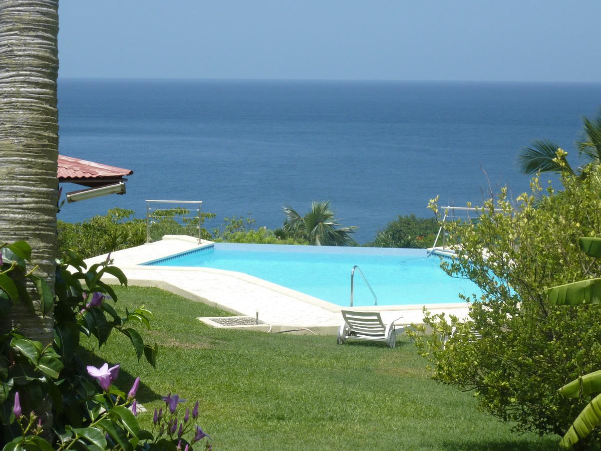 Chambre D'Hotes "Villa Rayon Vert" Deshaies Bagian luar foto